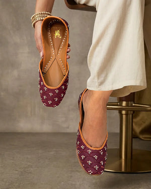 Burgundy Vogue